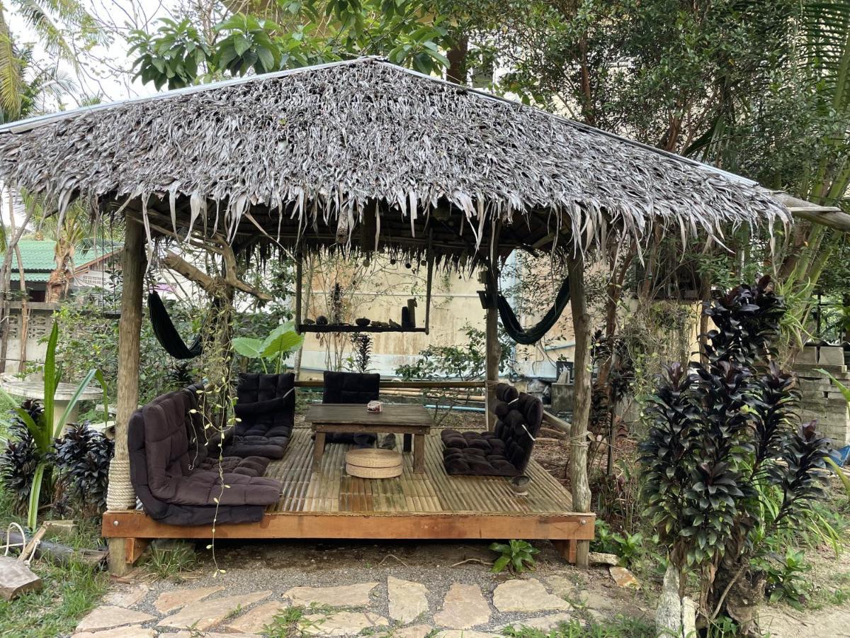 Mythai Guesthouse Chaloklum Exterior photo